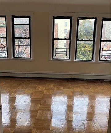 5th image of 28 W 174th St