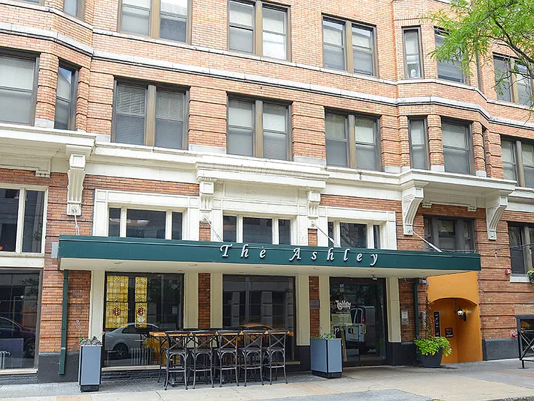 The Ashley Apartments — Photo 74