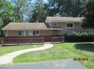 1413 Bayview Ln, Johnsburg, IL 60051