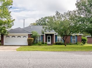 656 Brunson St, Crestview, FL 32536