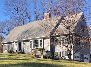 156 Beacon St, Andover, MA 01810