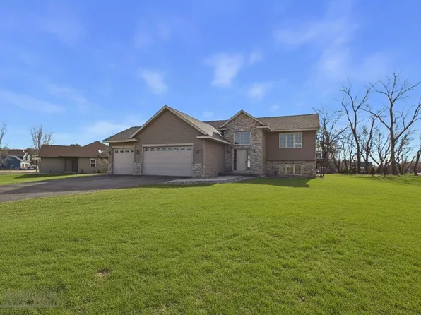 24605 140th St NW, Zimmerman, MN 55398