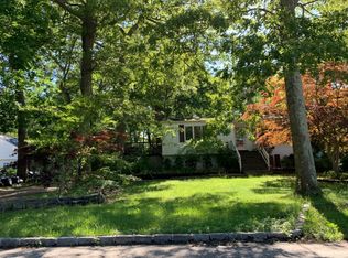401 W End Ave, Shirley, NY 11967