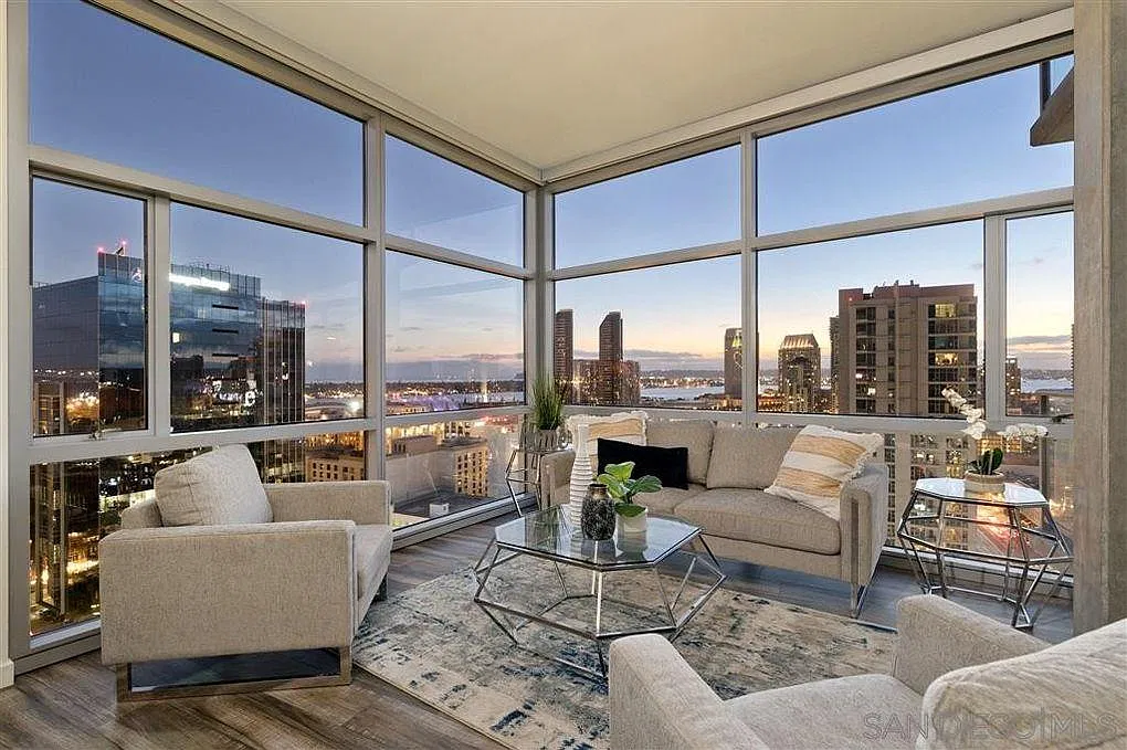 2 bed, 1243 sqft, $5,500 — Photo 1