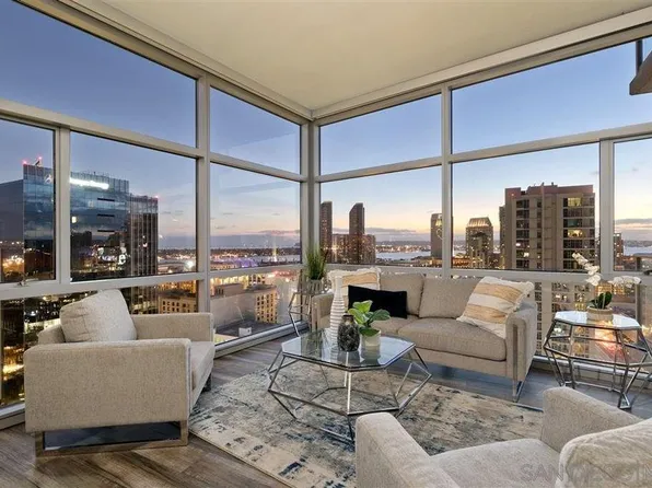 800 The Mark Ln, San Diego, CA