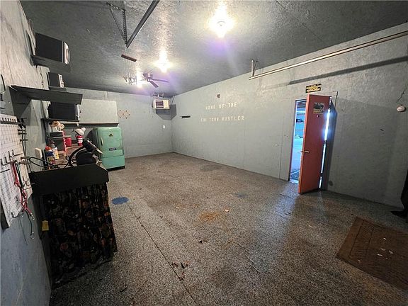 5th image of 15263 West Reiskes Road