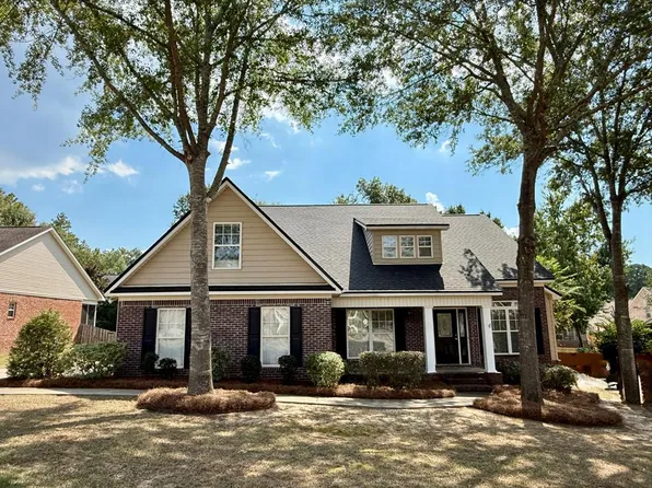 404 Craftsman Dr, Dothan, AL 36303