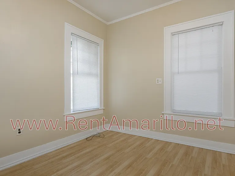 2047 S Hughes St — Photo 14