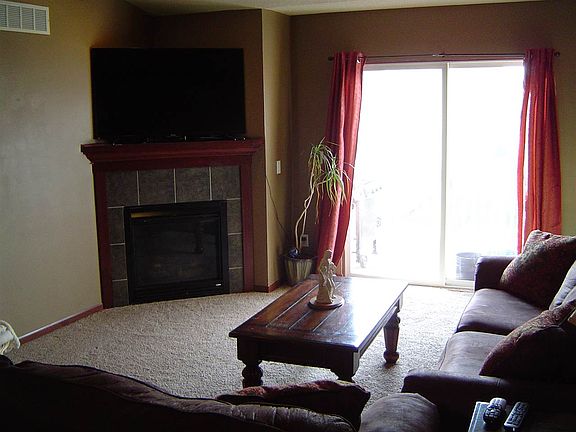 5th image of 1445 Gentry Ln