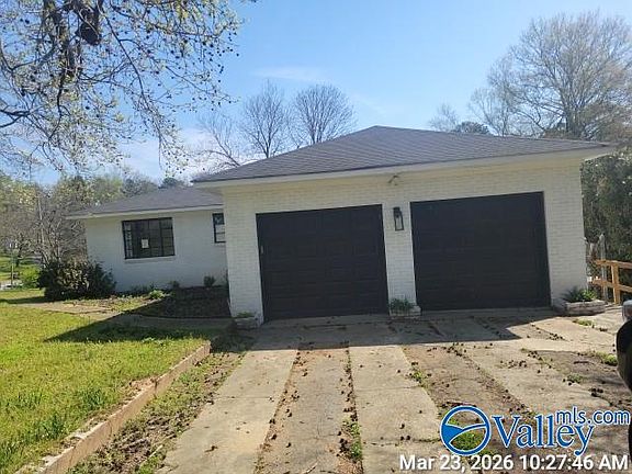 2nd image of 2441 Scenic Dr