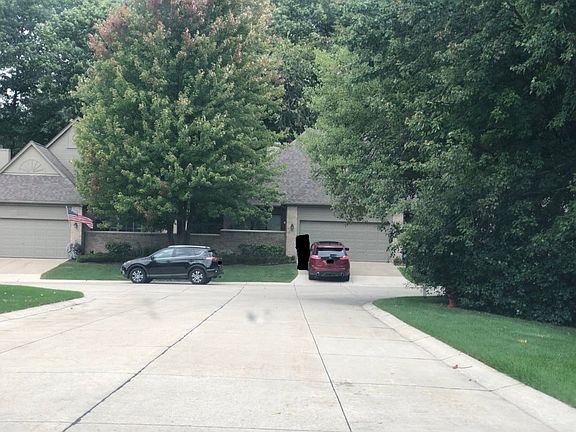 5th image of 24641 Edgewood Ct N #1