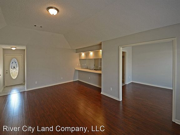 2nd image of 6914 Brady Hill Dr