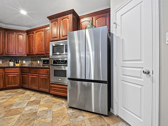 4th image of 5425 Kiam St
