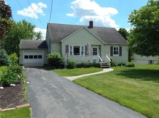 207 Morgan Rd, Syracuse, NY 13219