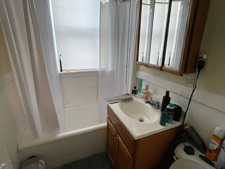 220 Kelton St #109 — Photo 5