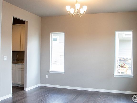 5th image of 4602 Binfield Dr