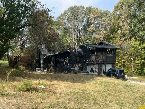 104 Balmoral Ct, Washington, IL 61571