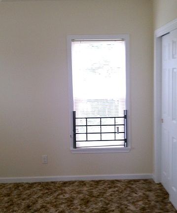 2nd image of 416 8th Ave SE