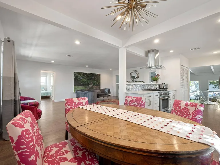 12703 Hatteras St — Photo 28