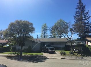 2127 Fremont Dr, Santa Rosa, CA 95409
