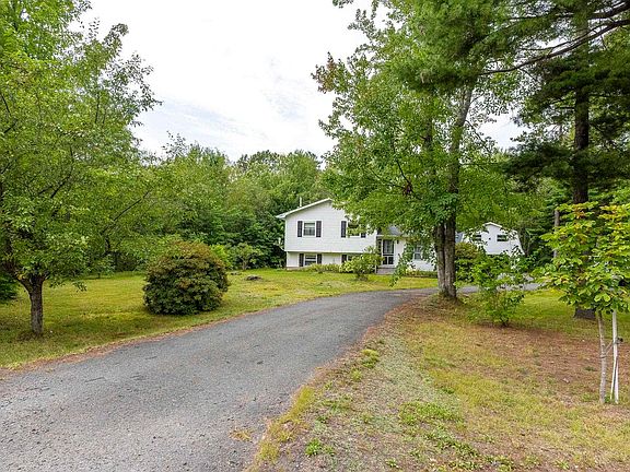 2nd image of 251 Hall Rd S