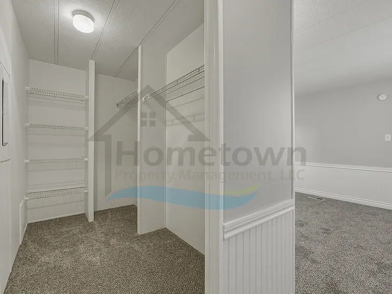 468800 N Highway 95 #15 — Photo 4