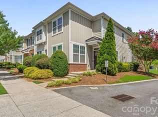 3134 Bending Birch Pl, Charlotte, NC 28206