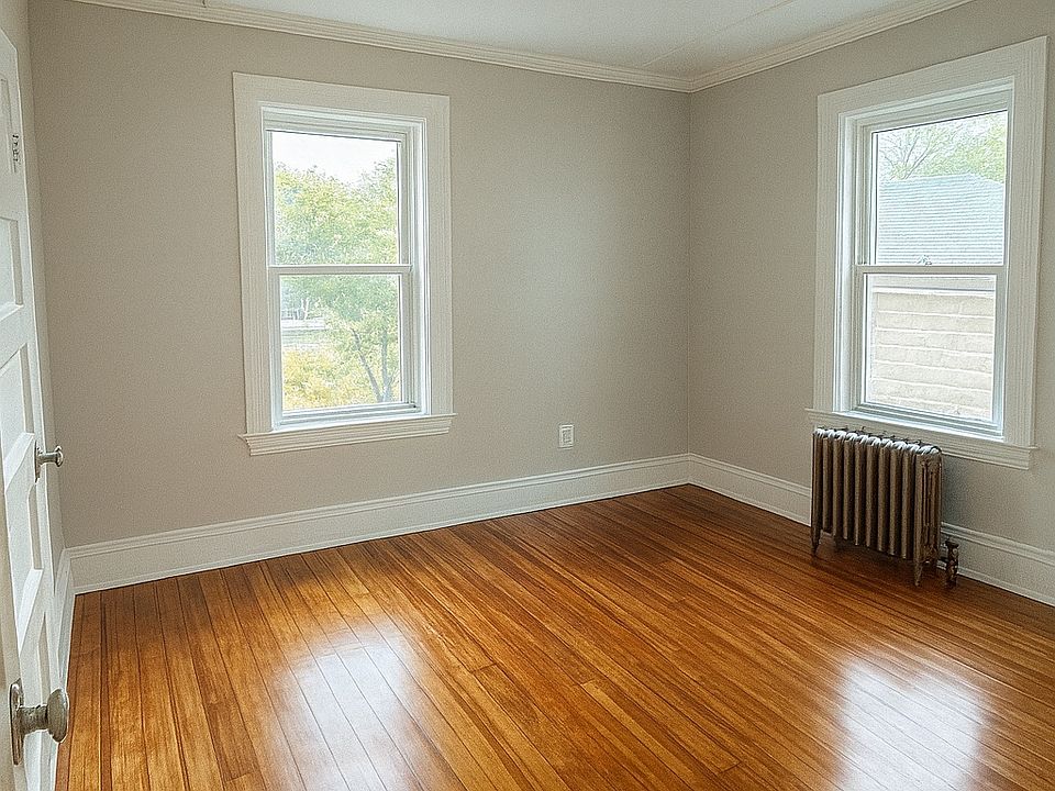 2nd image of 57 John St #1