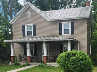 40 River Rd, Buchanan, VA 24066