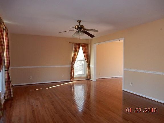 2nd image of 129 Bagsby Hill Ln