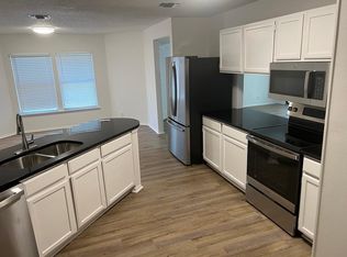 10015 Crescent Ridge Dr, Converse, TX 78109