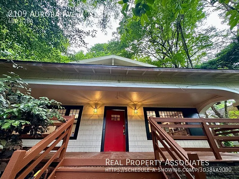 2109 Aurora Ave N — Photo 1
