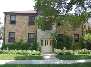 821 Jenifer St APT 4, Madison, WI 53703