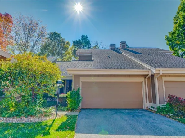 5819 Woodcreek Lane, Middleton, WI 53562