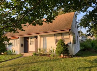 13 Sycamore Rd, Norwich, CT 06360