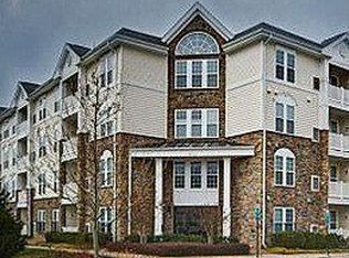 24701 Byrne Meadow Sq APT 412, Stone Ridge, VA 20105