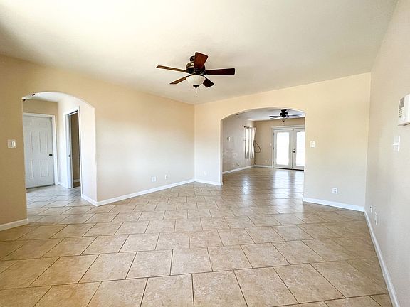 3rd image of 74402 Cottonwood Dr
