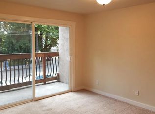 1446 E Roy St APT 303, Seattle, WA 98112