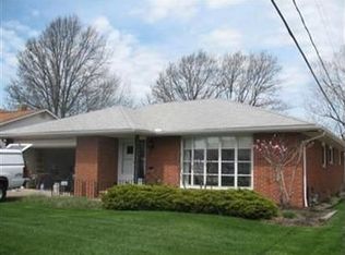 6563 Queens Park Ave, Mayfield Heights, OH 44124