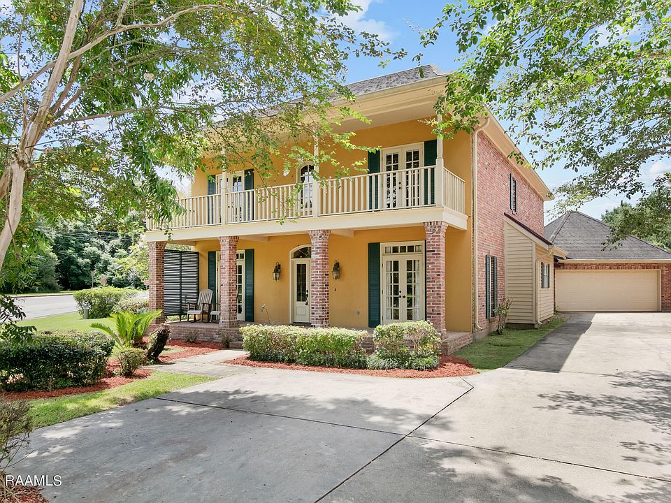142 W Bayou Pkwy, Lafayette, LA 70503 MLS 21007416 Zillow