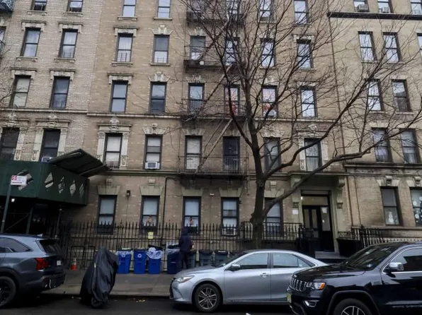 30 Macombs Place #24, New York (Manhattan), NY 10039