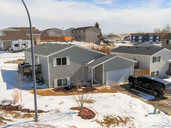 3317 Georgia Cir, Gillette, WY 82718