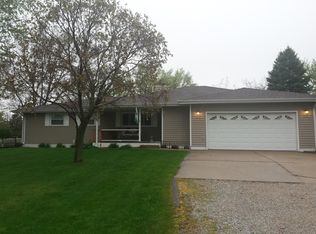 408 Campbell Ave, Doniphan, NE 68832