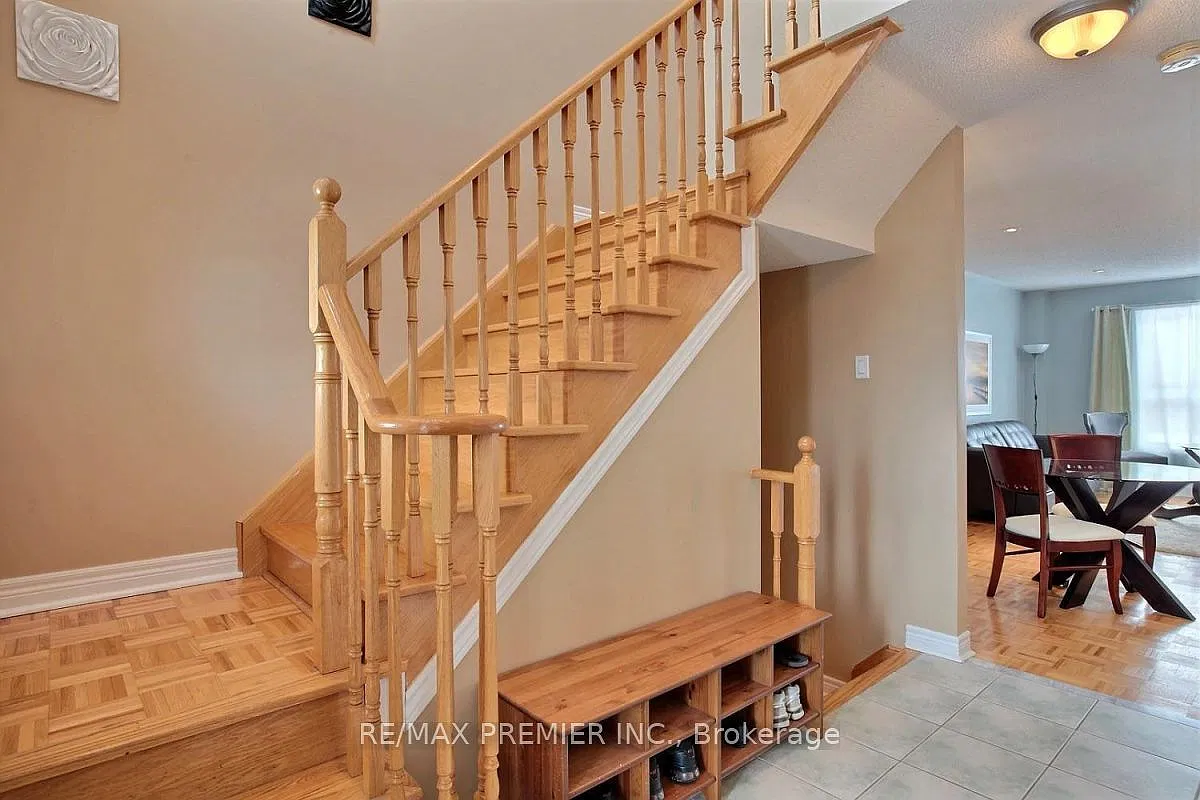 3 bed, $3,900 — Photo 3