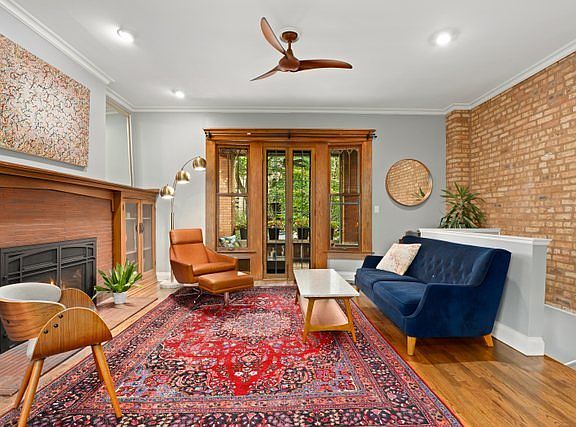 2nd image of 4609 N Magnolia Ave #1S