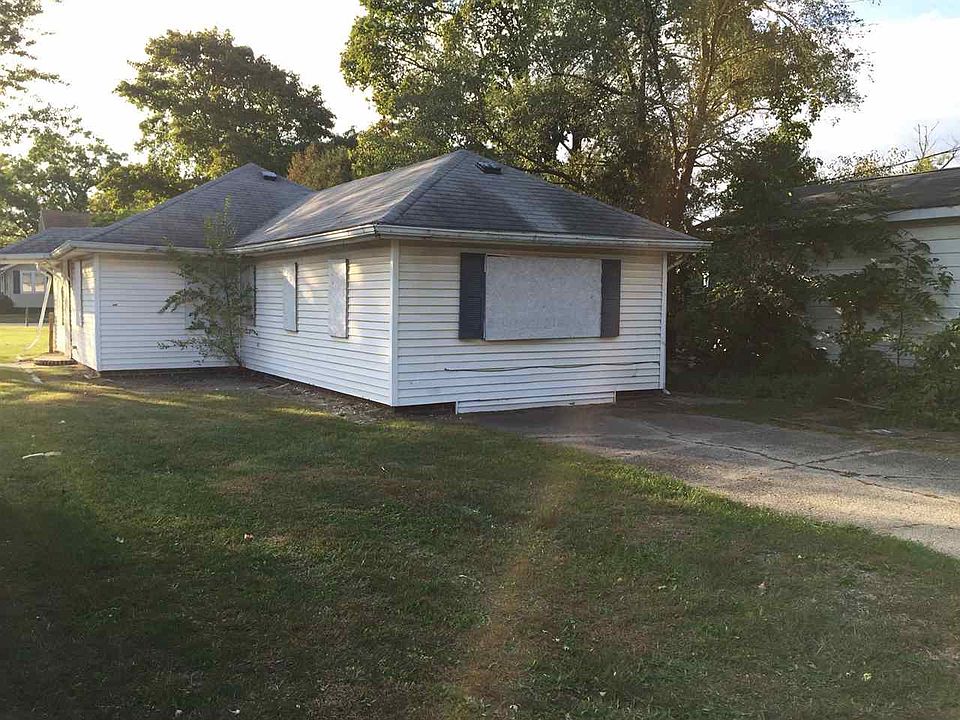 2nd image of 608 E Simonton St