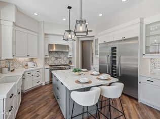 7130 E BELMONT Avenue, Paradise Valley, AZ 85253