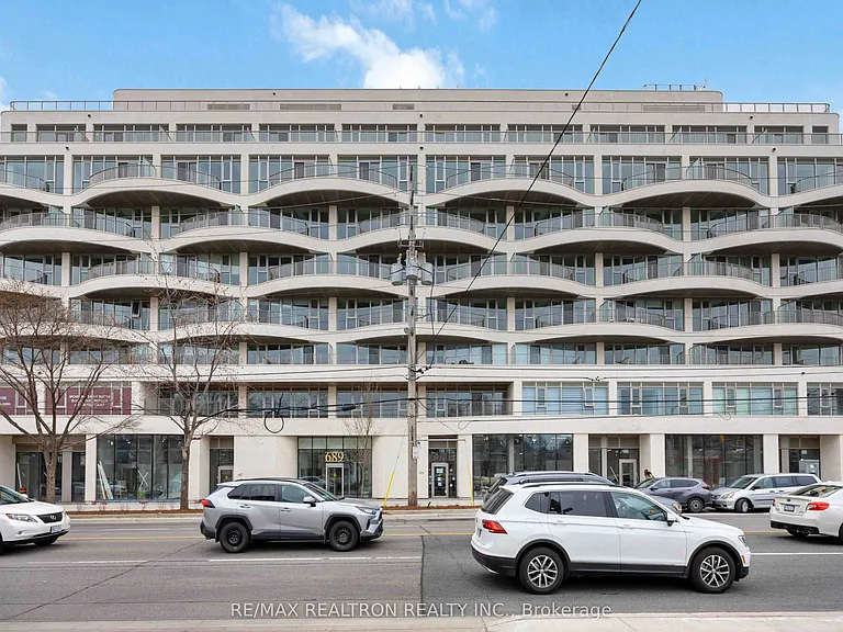 689 The Queensway #201 — Photo 1