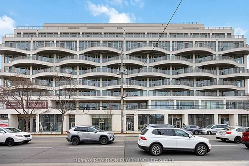 689 The Queensway #201 Photo 1