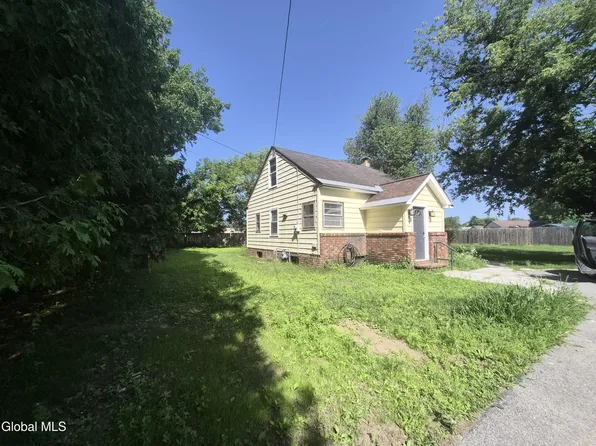 27 Division Street, Kingsbury, NY 12839